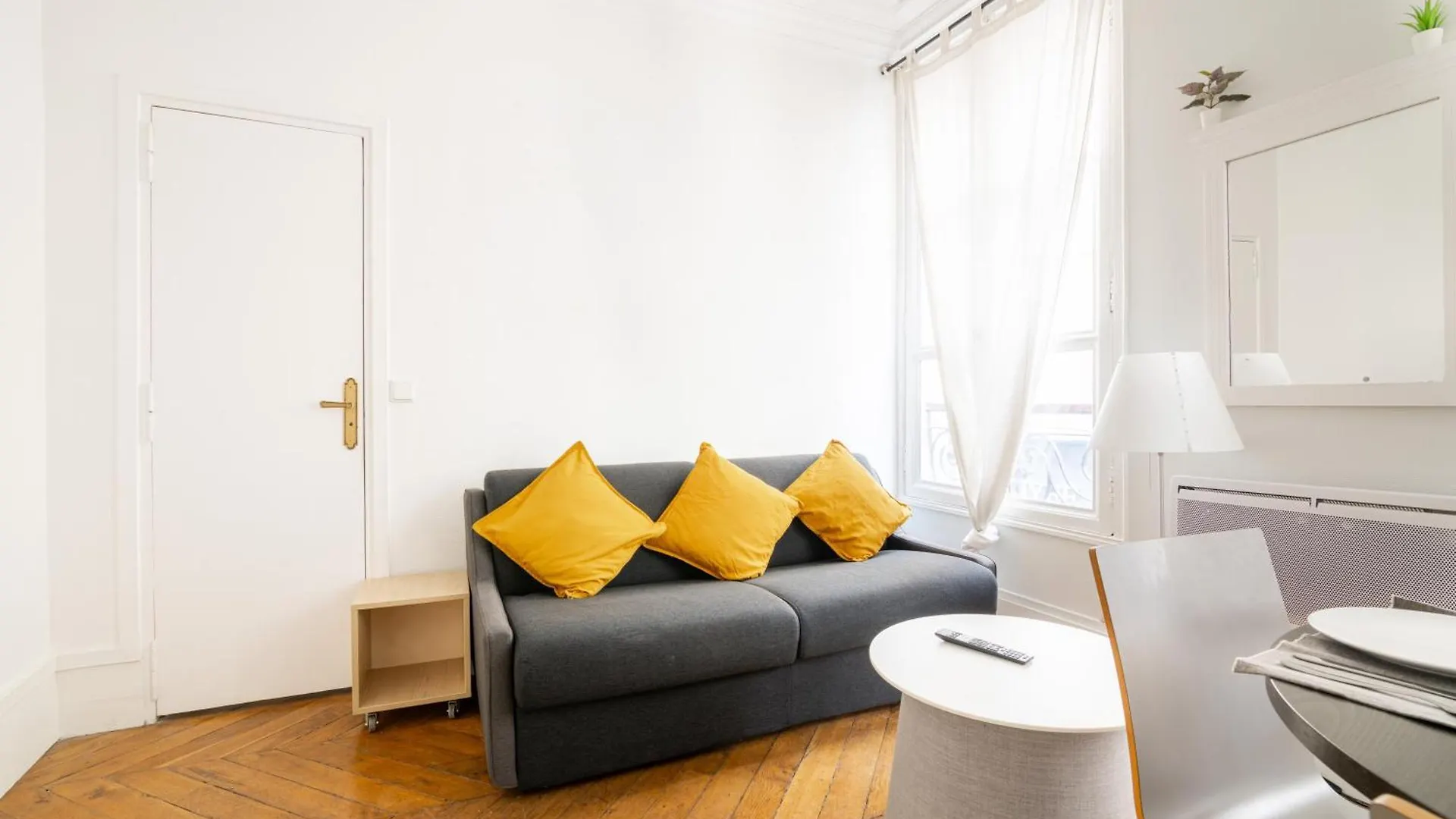 Apartament Quartier Musee Du Louvre Free Netflix